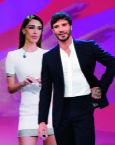 Belen Rodriguez torna con Stefano ma ancora... non si fida dell'ex marito e... fidanzato! Belen Rodriguez e Stefano De Martino insieme per la terza volta