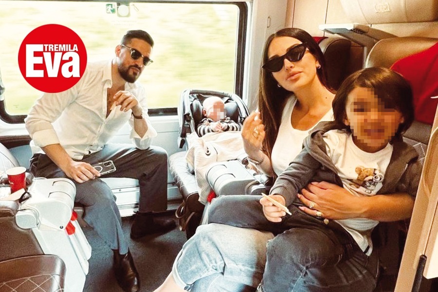 Rosa Perrotta insieme alla famiglia in treno