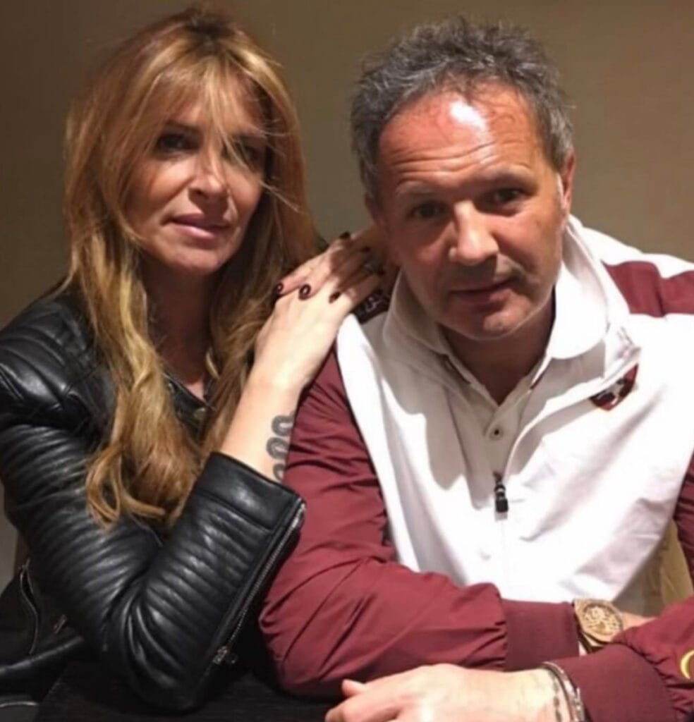 Arianna Mihajlovic non si dà pace: «Senza di te Sinisa sopravvivo, ma sono troppe le cose che non ti ho detto» arianna e sinisa mihajlovic sono stati insieme per 27 anni