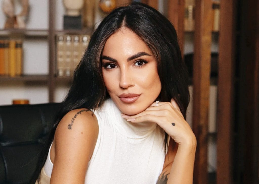 L'ansia è una brutta nemica che non ti lascia mai e che attacca tutti, anche le star. Qualche consiglio per cominciare a combatterla il segreto di giulia de lellis contro gli attacchi di panico «li attraverso e poi mi sento meglio, non ho più paura»