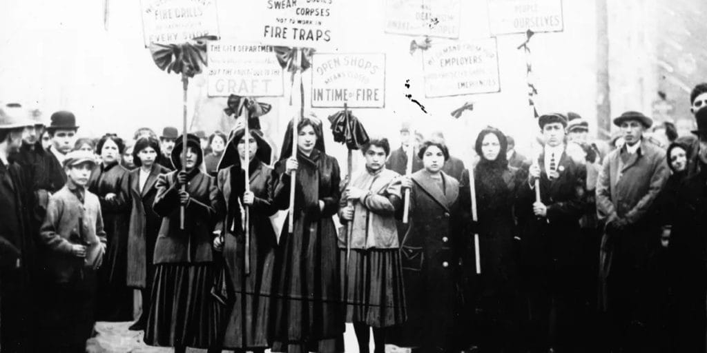 8 marzo, la Giornata Internazionale della Donna: il significato di una data simbolica per una battaglia da portare avanti tutti i giorni. «Affinché il mondo diventi a colori per tutte le Donne» il terribile incendio del 25 marzo 1911 nella fabbrica triangle shirtwaist provocò la morte di 146 persone, soprattutto donne