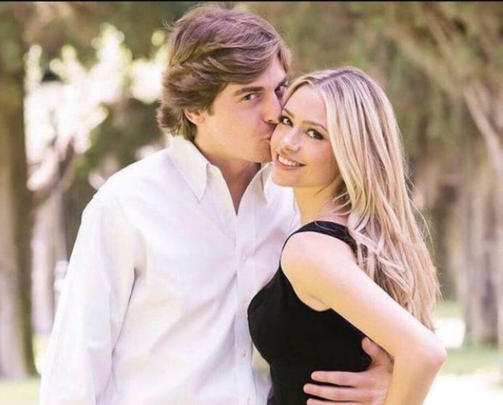 Per Martina Stella il divorzio è una realtà. Definito l'addio a Andrea Manfredonia restano il dolore e una certezza: «Belen e Ilary sono più esposte di me, io posso proteggere di più la mia vita» l'attrice e il procuratore hanno trovato un accordo di separazione