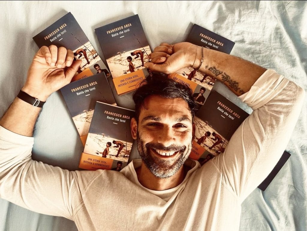 una storia vera, intensa e commovente arca presenta il suo libro, dedicato al padre