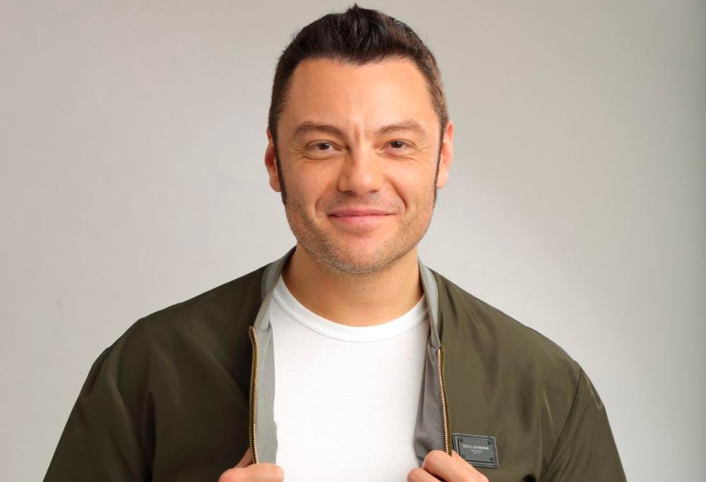 «Abbiamo aiutato Tiziano Ferro, ma la riconoscenza non è un obbligo». Mara Maionchi a Belve attacca il cantante e lui risponde: «Eri sempre in prima linea nei ringraziamenti, che tristezza» tiziano ferro maionchi