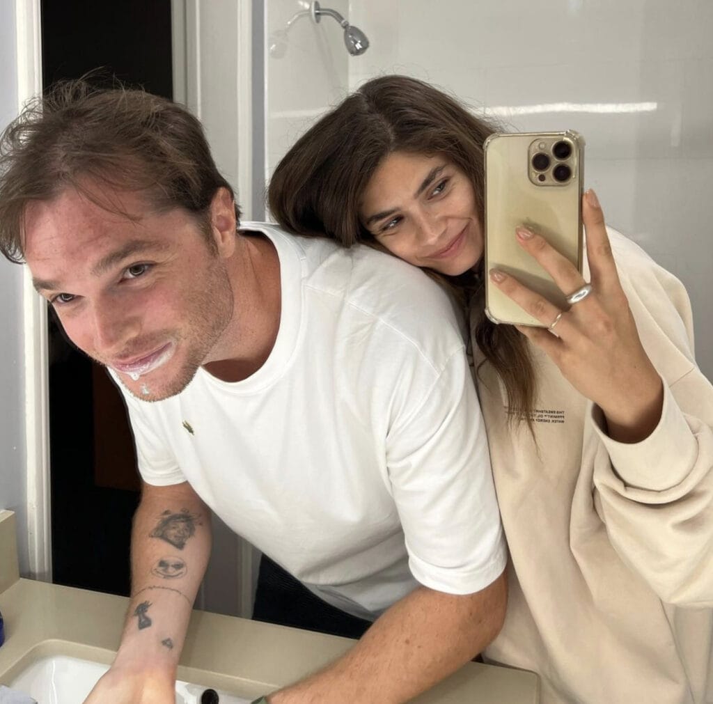 Marco Cartasegna e Carmela Generali, una storia nata in sordina che diventa sempre più importante. L'ex tronista ha dimenticato il passato e sogna di metter su famiglia dopo tre anni d'amore marco e carmela hanno iniziato a vivere insieme e ora sognano una famiglia