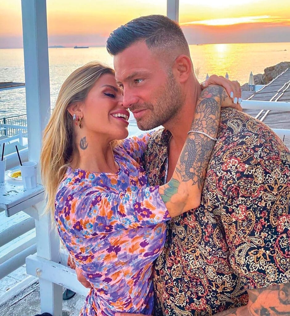 I segreti di cuore di Eugenio Colombo: «in amore dò il 110%, non mi accontento più». Ma a Uomini e Donne non tornerebbe: «mi ricorda troppo la mia ex Francesca Del Taglia». Il deejay si racconta a Eva3000 colombo del taglia