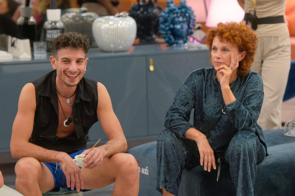 La verità di Beatrice Luzzi e Giuseppe Garibaldi: «Tra noi c'è un rapporto di grande supporto e affetto, ma non siamo fidanzati, abbiamo prospettive di vita troppo diverse» luzzi garibaldi gf