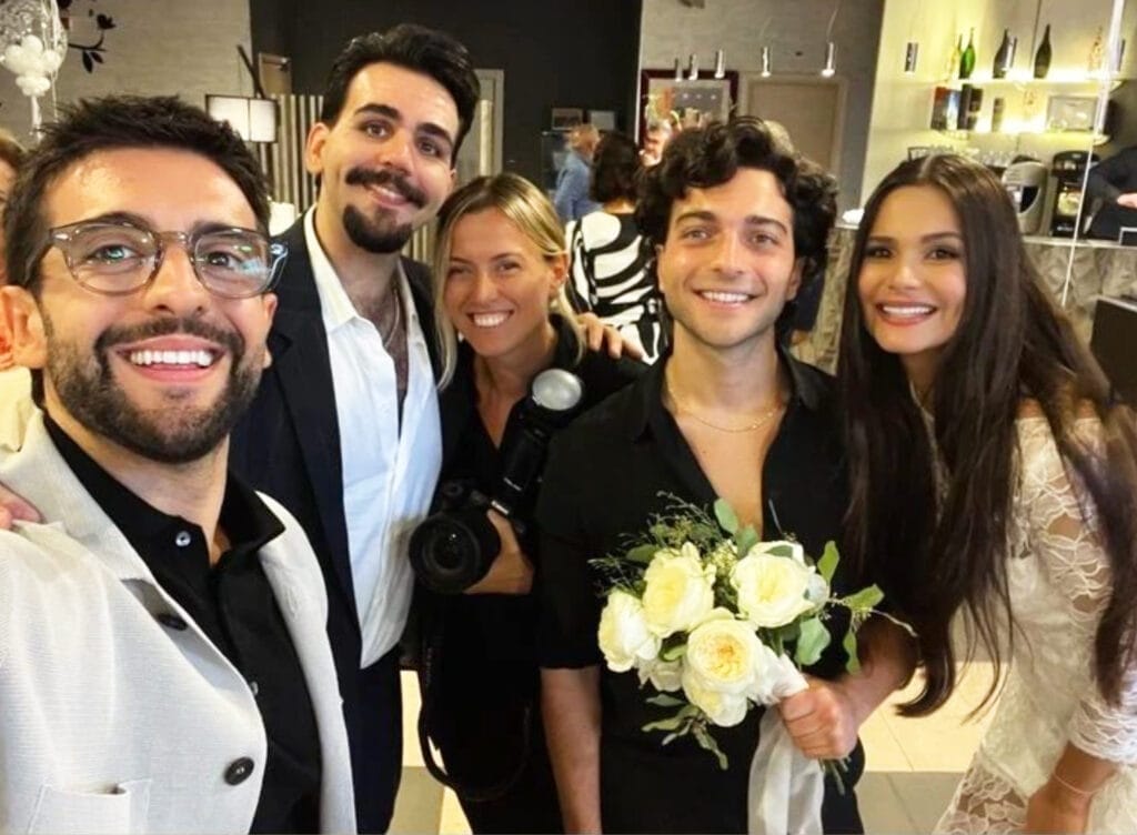 Ignazio Boschetto e Michelle Bertolini, sposi in segreto: il cantante e la top model hanno preso... Il Volo a Bologna con una cerimonia privatissima, lontana dai flash selfie con piero barone e gianluca ginoble