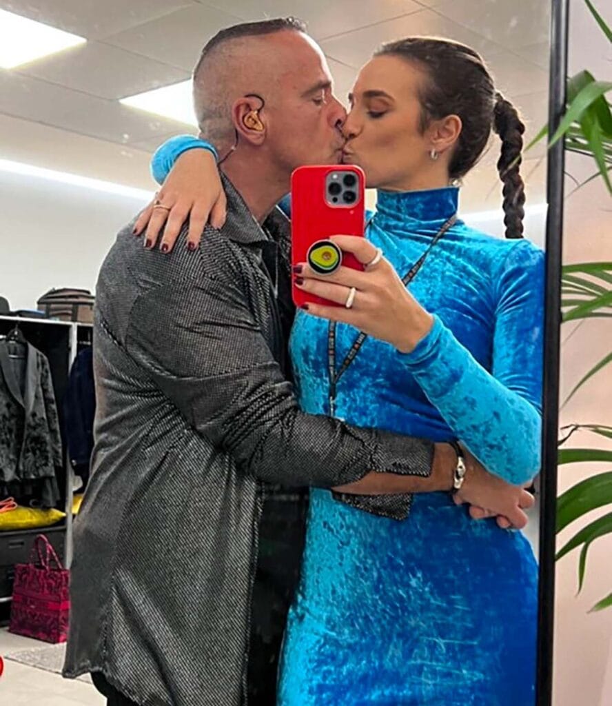 Eros Ramazzotti, a 61 anni riparte dalle sue radici. Un amore smodato per i figli e il nipotino Cesare, la certezza di avere a fianco Michelle Hunziker. E l'atteso ritorno alla musica in questi giorni è finito anche l'amore per dalila gelsomino, durato due anni