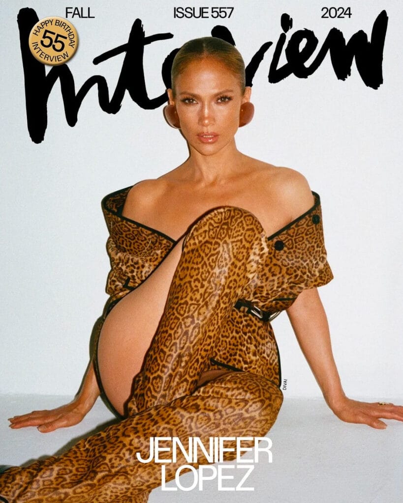Jennifer Lopez parla per la prima volta della fine della storia con Ben Affleck: «Mi sono sentita sola, spaventata, ma queste cose non ti uccidono. E ho capito che per stare bene è meglio da sola» jennifer lopez cover