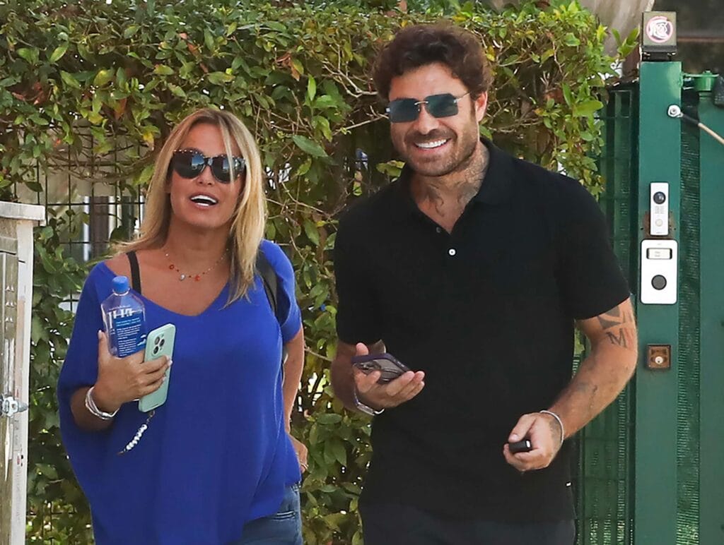 la storia tra angelo e sonia appare non troppo semplice e con molte cose da chiarire