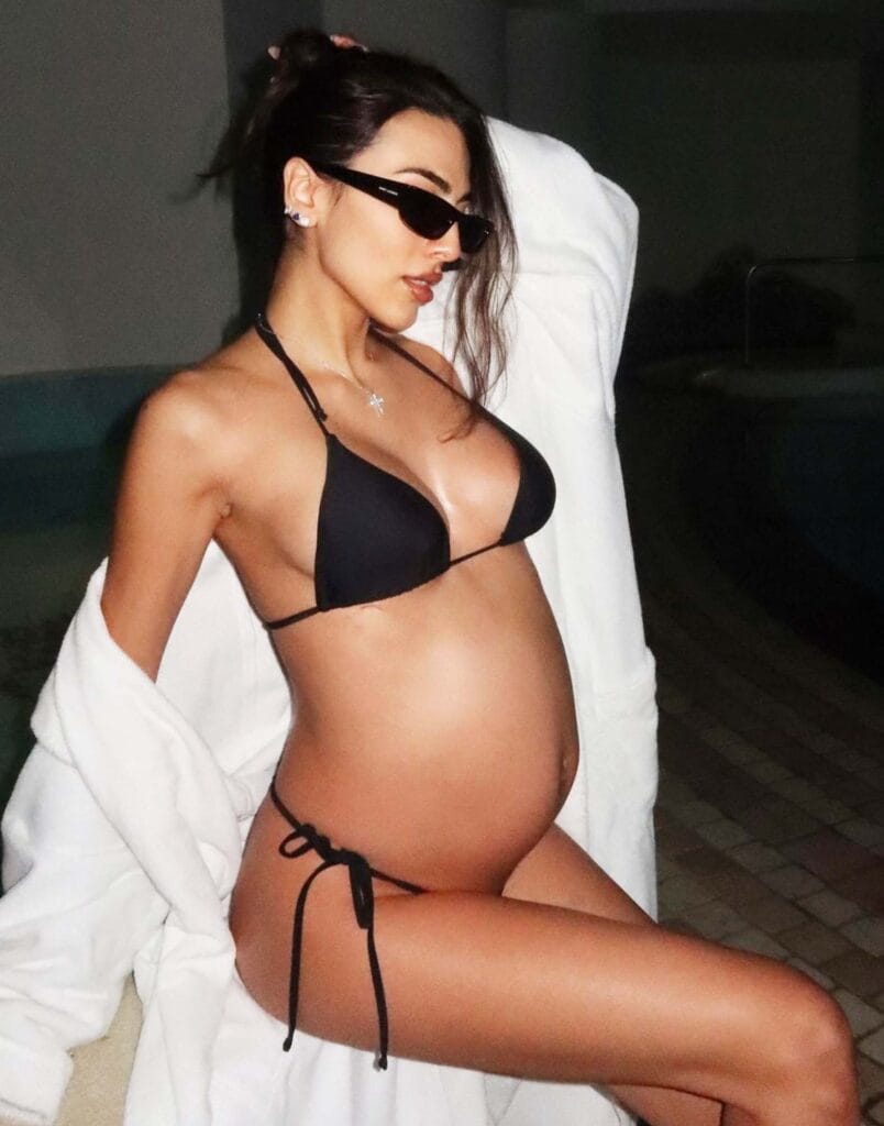 protagonista assoluto della vacanza in trentino è stato... il pancione di giulia, che è in attesa di un maschietto