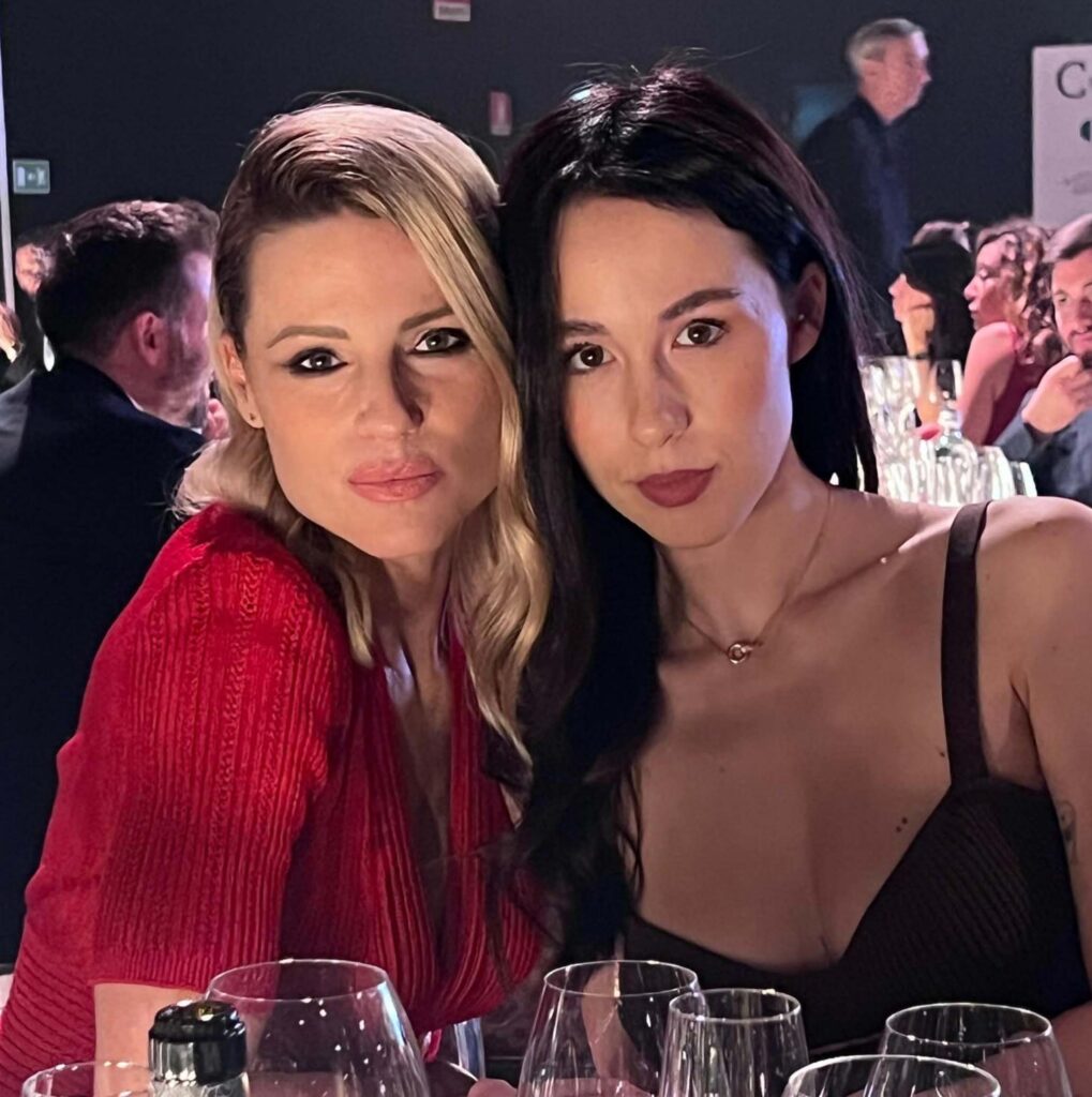 Michelle Hunziker sogna un futuro d'amore senza sofferenza: «Cerco un uomo che mi rispetti, e nella mia vita ci sarà sempre Eros»
