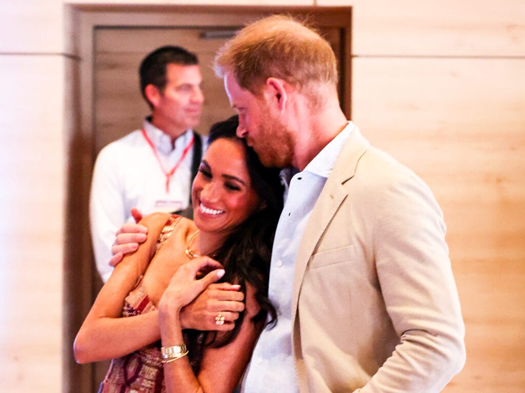harry e meghan sono più uniti che mai, nonostante le continue voci di crisi diffuse negli ultimi mesi