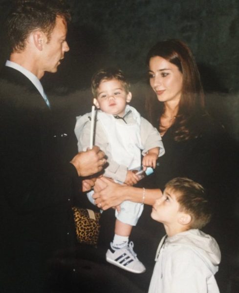 Lorenzo e Leonardo Tano, i figli di Rocco Siffredi così diversi e tutti e due innamorati: le storie d'amore dei due rampolli di Mister Sex, con il primogenito pronto alle nozze Lorenzo e leonardo tano bambini