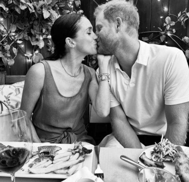 Meghan Markle si racconta senza segreti nella sua serie tv: «Mio marito Harry mi ha ridato la scintilla. E i nostri figli sono la mia vita»