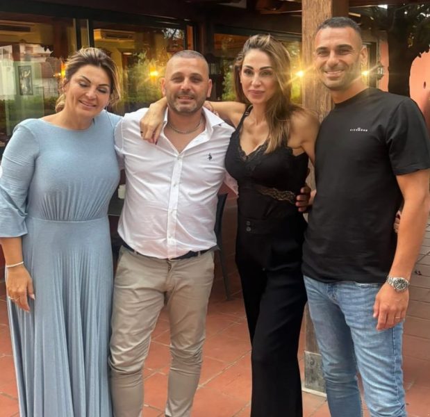 Anna Tatangelo incinta, parla il fratello Maurizio: «lei e Giacomo stanno insieme da alcuni mesi: un ragazzo bravissimo, solare, educato e... lontano dal mondo dello spettacolo» fratelli tatangelo