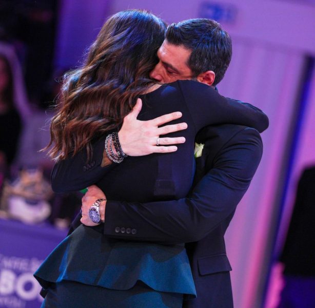 Claudia D'Agostino crisi durissima con Giorgio Edipio. Per il gossip è già finita, e lei commenta amara: «ho perso il conto delle volte che ho sperato di sbagliarmi».