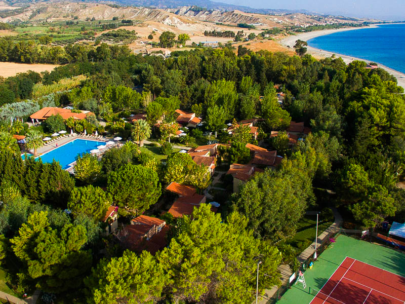 Temptation Island 2025 Calalandrusa Resort di Guardavalle Marina