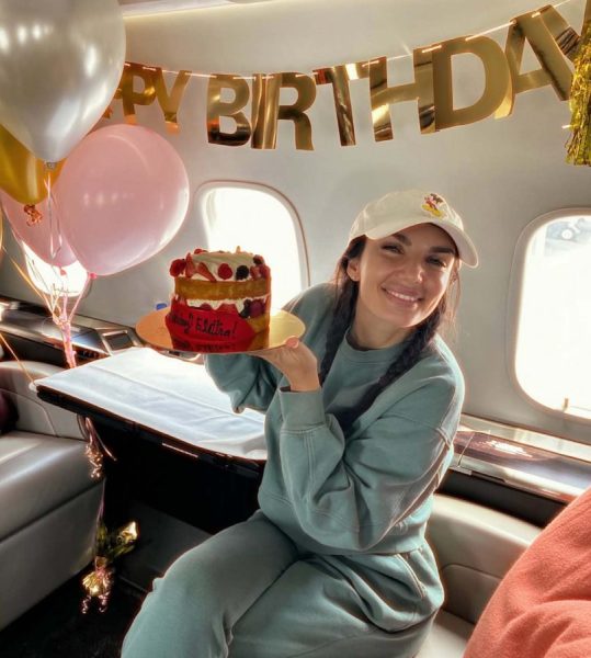 Elettra Lamborghini vuole diventare mamma: «Io e Afrojack vogliamo un figlio, abbiamo anche provato ad adottarlo ma ci hanno detto di no». E racconta il primo incontro d'amore con suo marito... Elettra Lamborghini