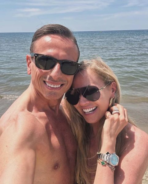 Federica Panicucci e Marco Bacini, parole grosse per smentire la crisi: «Secondo qualcuno ci siamo già lasciati, ma Marco ogni giorno è il mio punto fermo. Un consiglio? Prima di scrivere verificate le fonti».