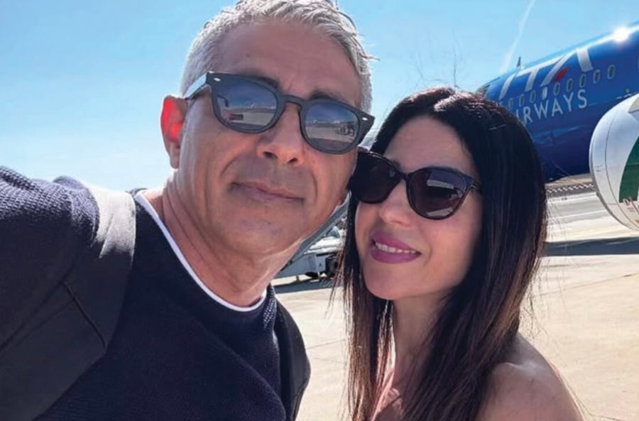 Le coppie del Trono Over di U&D alla prova dell'estate: tra distanze, silenzi, tira e molla e addii definitivi, c'è anche chi ha messo su famiglia e dà il benvenuto al primo figlio Le coppie del Trono Over di U&D alla prova dell'estate: tra distanze, silenzi, tira e molla e addii definitivi, c'è anche chi ha messo su famiglia e dà il benvenuto al primo figlio
