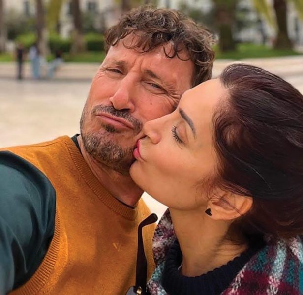 Le coppie del Trono Over di U&D alla prova dell'estate: tra distanze, silenzi, tira e molla e addii definitivi, c'è anche chi ha messo su famiglia e dà il benvenuto al primo figlio Barbara De Santi e Ruggiero D'Andrea