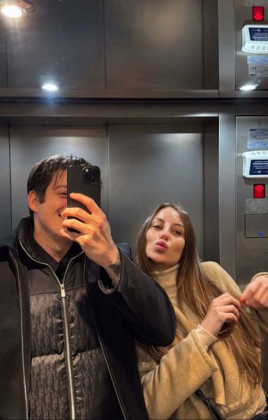 Alessio Falsone, la prima foto dell'ex gieffino con Chiara, la compagna 'nascosta' che presto diventerà mamma, visto che ha già raggiunto il sesto mese di gravidanza: «Siamo in attesa di un maschietto» Alessio Falsone ha postato sui social la prima foto con Chara