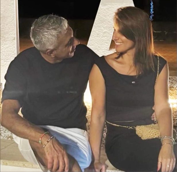 Giuseppe Molonia e Viviana, la storia si fa importante: «È una donna meravigliosa con la quale sto vivendo una magia d’amore», rivela l'ex Cavaliere. E alle accuse di Rosanna Siino risponde: «non ho mentito, ho sempre fatto tutto col cuore» giuseppe molonia fidanzata