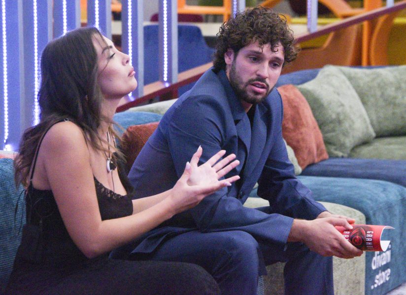 Carlotta Vendemmia, la fidanzata di Mattia esplode al GF contro Grazia Kendi: «Hai messo il gioco prima dei sentimenti. Vai a giocare un po' più là». E la gieffina risponde: «Ha esagerato, io ho solo salvato il suo compagno»