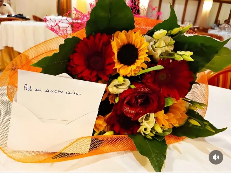 Agnese De Pasquale ha postato sul web questo mazzo di fiori
