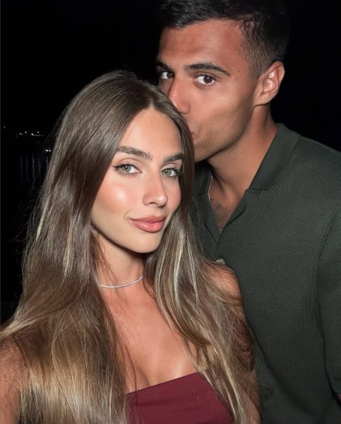 Cristian Forti e Valentina Pesaresi, due anni d'amore dalla scelta di U&D: «stiamo felici ma non conviviamo», rivelano. E se lei sogna le nozze, lui non ci pensa: «Non ne abbiamo bisogno, Valentina è la mia principessa tutti i giorni» Valentina Pesaresi e Cristian Forti
