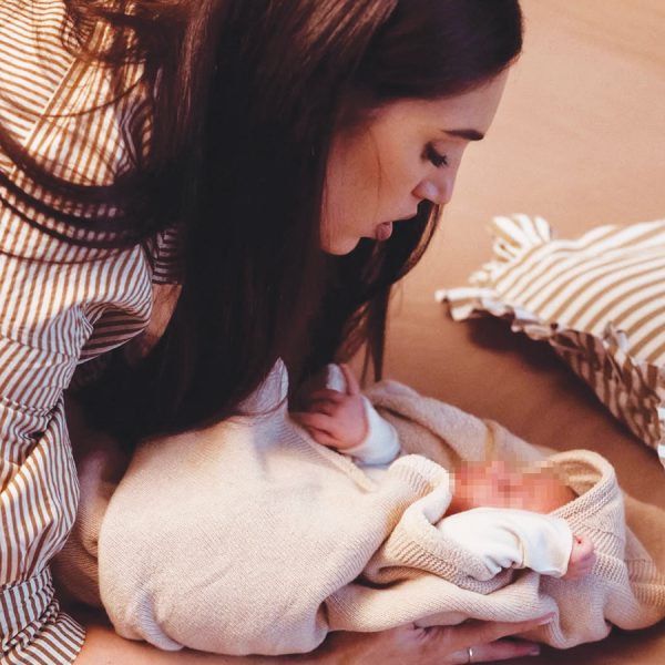 Le mamme Vip del 2025, tra un pizzico di fatica e le emozioni più grandi: baci, abbracci e un mare di tenerezza, ecco le dolcissime storie insieme ai loro cuccioli Cecilia Rodriguez e Clara Isabel