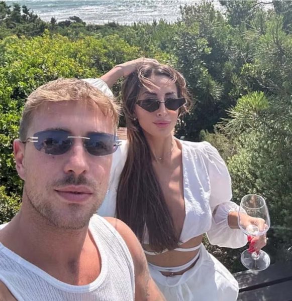 Francesca Sorrentino di nuovo insieme a Manuel Maura, piovono le critiche e lei non ci sta: «In Italia non sono l'unica ad aver perdonato le corna, potete darmi della co*liona ma lasciate stare il mio lavoro». E lui conferma agli haters: «a volte la minestra riscaldata è più buona» Francesca e Manuel