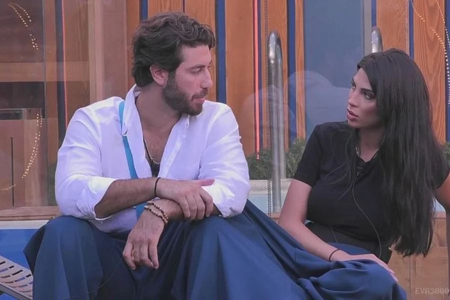 Rasha e Omer inseparabili dopo il Grande Fratello, ma i due ex gieffini frenano sul futuro insieme: «Nella vita reale dopo due mesi chi è che va a convivere?». Ma intanto conoscono le rispettive famiglie Rasha e Omer GF
