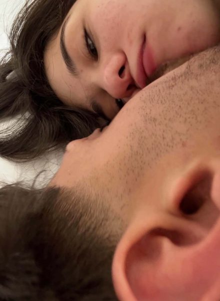 Cristiana Anania e Ernesto Passaro, la vita felice fuori da ‘Uomini e Donne’: «quando l’amore arriva davvero lo riconosci, ti prende, ti smuove, ti fa sentire a casa, ti fa smettere di cercare. E noi quell’amore l’abbiamo trovato» Cristiana Anania e Ernesto Passaro