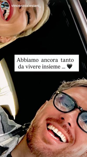 Tara Gabrieletto, ecco il suo mondo pieno d'amore per Vincenzo lontana da 'Uomini e Donne': «la vita è bellissima perché nonostante le lacrime, i brutti momenti, i dolori e le delusioni, ti dà sempre l’opportunità di ricominciare» Tara Gabrieletto e Vincenzo Alesiani
