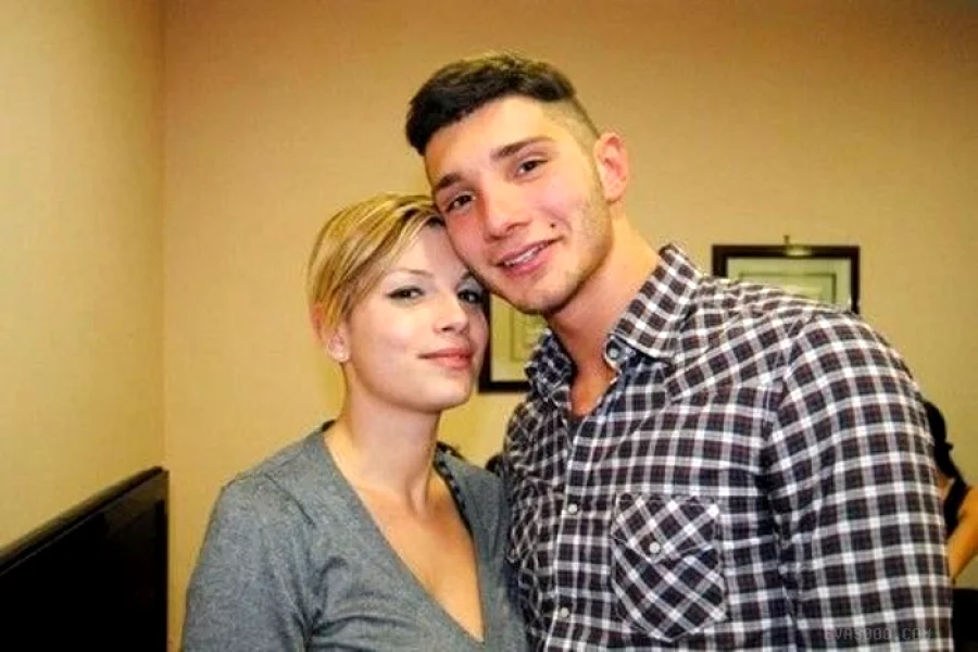 Emma Marrone e Stefano De Martino, dall'amore turbolento all'amicizia ritrovata: «È stato il fidanzato che mi ha fatto più ridere, oggi ci vogliamo bene e ci incontriamo spesso» Emma Marrone e Stefano De Martino