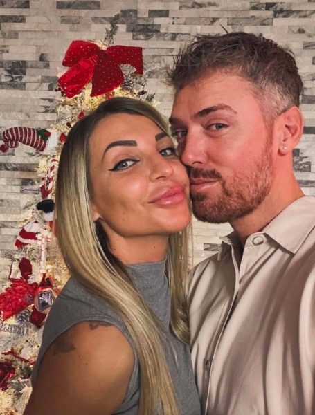 Tara Gabrieletto, ecco il suo mondo pieno d'amore per Vincenzo lontana da 'Uomini e Donne': «la vita è bellissima perché nonostante le lacrime, i brutti momenti, i dolori e le delusioni, ti dà sempre l’opportunità di ricominciare» fotob
