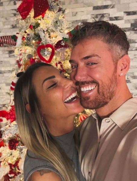 Tara Gabrieletto, ecco il suo mondo pieno d'amore per Vincenzo lontana da 'Uomini e Donne': «la vita è bellissima perché nonostante le lacrime, i brutti momenti, i dolori e le delusioni, ti dà sempre l’opportunità di ricominciare» fotod