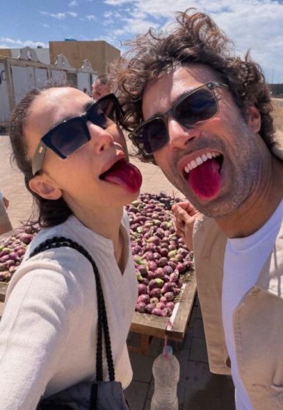 Francesca Rocco, dopo il doloroso addio a Giovanni Masiero spunta sul web un amore nuovo di zecca: vacanze al bacio in Marocco con il chirurgo estetico Antonio Braucci Francesca Rocco e Antonio Braucci