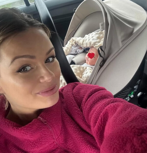 Mercedesz Henger, primi giorni da mamma: «Aurora, sei il nostro tutto». Ora manca solo il sì e Alessio Salata lo aveva promesso: «prima nostra figlia, poi la fede al dito» Mercedesz Henger e Aurora