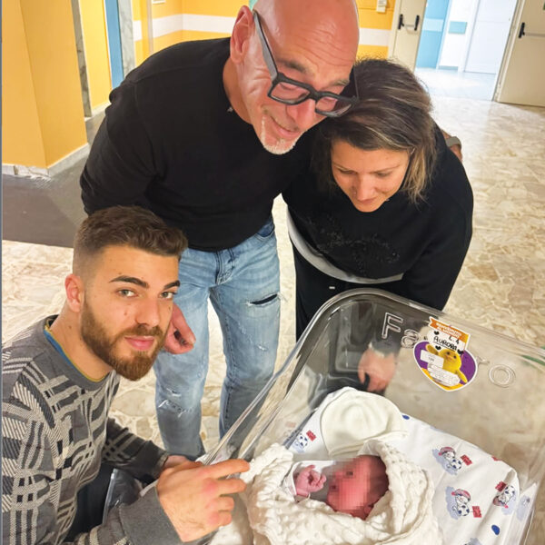 Mercedesz Henger, primi giorni da mamma: «Aurora, sei il nostro tutto». Ora manca solo il sì e Alessio Salata lo aveva promesso: «prima nostra figlia, poi la fede al dito» mercedesz henger 4