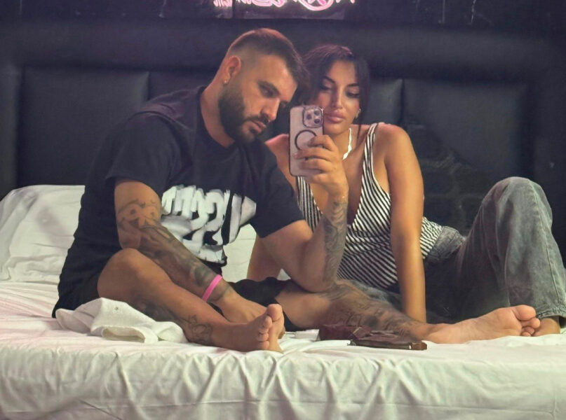 Antonio Maietta, l'ex 'Temptation Island' e Nancy Pennarelli si sono detti addio: «Tutte le cose belle come iniziano così finiscono». Lei lo difende: «Un ragazzo pieno di amore, rispettoso e vero. Il nostro è un bene pulito che rimarrà per sempre» Antonio Maietta e Nancy Pennarelli