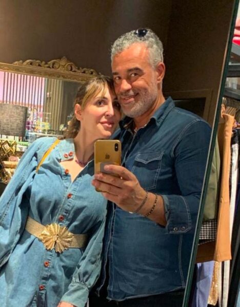 Sebastiano Mignosa di U&D dice subito addio a Simona Cannata e vola da Elisabetta Gigante: «Ho sempre pensato solo a te». Le prime foto della coppia innamorata all'isola d'Elba, dove abita la Dama! ebastiano Mignosa insieme a Simona Cannata