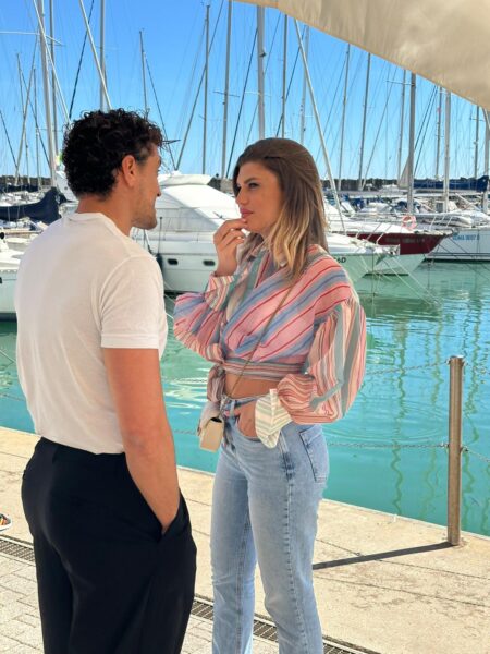 Gianluca Costantino e Nicole Di Mario beccati insieme al mare. Baci e sguardi complici, dopo la storia flop con Francesca Sorrentino a 'Uomini e Donne', è scoppiato l'amore con la modella de 'La Pupa e il Secchione'? WhatsApp Image 2026-04-07 at 11.20.56