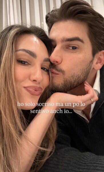 Angela Caloisi e Paolo Crivellin presto saranno mamma e papà: «Non ci crediamo ancora neanche noi, non voglio dire niente perché mi viene da piangere», l'annuncio a sorpresa con un tenero video della coppia uscita 8 anni fa da ‘Uomini e Donne’ Caloisi crivellin 1