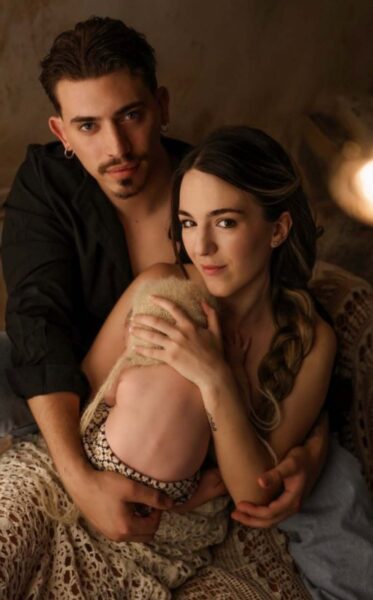 Simone Margagliotti, la dichiarazione d'amore a Sonia Barrile e al piccolo Gabriel: «Farò di tutto per riconquistare la vostra fiducia, il vostro sorriso e la serenità». L'ex 'Temptation Island' ammette gli errori e non rinuncia ai suoi tesori: «il mio desiderio più grande è tornare a costruire insieme una vita piena d'amore, felicità e pace»