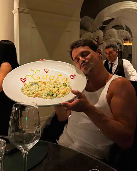 Renato Biancardi e Lucia Ilardo, che feeling al bacio fuori dalla casa del GF Vip: «Da quando ha iniziato a piacermi, mi è piaciuta tantissimo. Ora ci siamo chiariti e…»