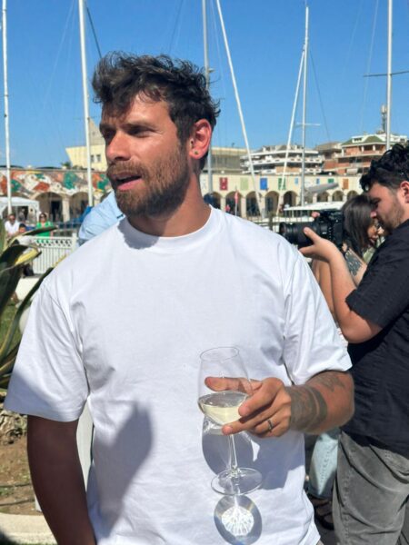 Francesco Chiofalo spegne 37 candeline: dopo 'Belve' si regala un party da star tra amici e volti dei reality tv, ma gli auguri più belli sono quelli del suo amore Manuela Carriero WhatsApp Image 2026-05-01 at 16.07.15
